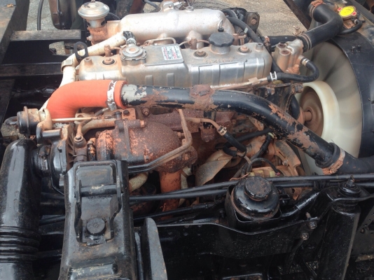 ขายรถ6ล้อดั้ม ISUZU NKR หัวขาวไฟเพชร กระบะดั้มต่อใหม่ทั้งลูก