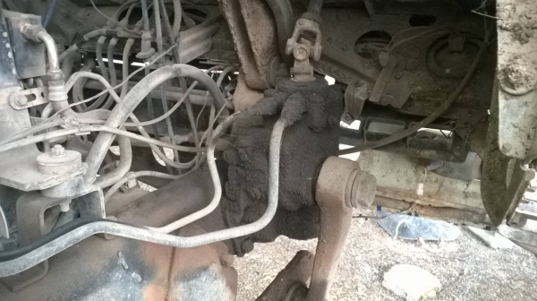 ขาย 10 ล้อดั้ม Rocky 240 หัวขาว FXZ23NFY คัสซีสวยตลอดเส้น เครื่อง 6SD1 240 แรงม้า เกียร์ Easton ยางเต็ม ทะเบียนพร้อมโอน ราคาต่อรองได้