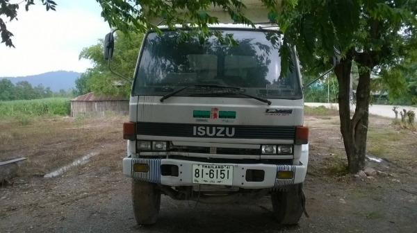 ขาย 10 ล้อดั้ม Rocky 240 หัวขาว FXZ23NFY คัสซีสวยตลอดเส้น เครื่อง 6SD1 240 แรงม้า เกียร์ Easton ยางเต็ม ทะเบียนพร้อมโอน ราคาต่อรองได้