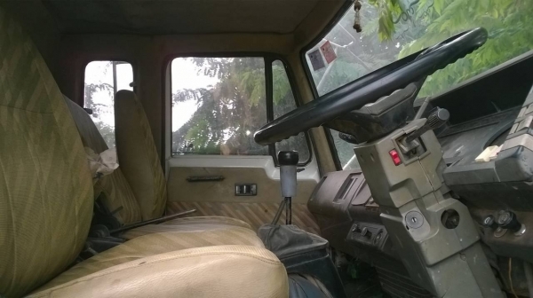 ขาย 10 ล้อดั้ม Rocky 240 หัวขาว FXZ23NFY คัสซีสวยตลอดเส้น เครื่อง 6SD1 240 แรงม้า เกียร์ Easton ยางเต็ม ทะเบียนพร้อมโอน ราคาต่อรองได้