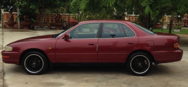 ขายด่วน TOYOTA CAMRY GXi 2.2 AT ปี 95 รถสวยจัดรอบคัน ภายในเก๋งหรูหรา เบาะหนังแท้ CD MP3 พ.เพาเวอร์ ก.ไฟฟ้า ช่วงล่างแน่นดี ล้อแม็กขอบ 17 ลายสวย เ