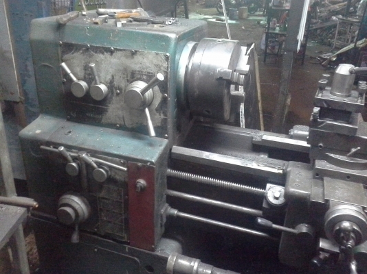 เครื่องกลึง 6 ฟุต GOODWAY รุ่น GW-1640 เกียร์บล็อค ลูกบิด 4 เพลาเด้ง พร้อมมีเบรค พร้อมใช้งาน ขายถูกมาก