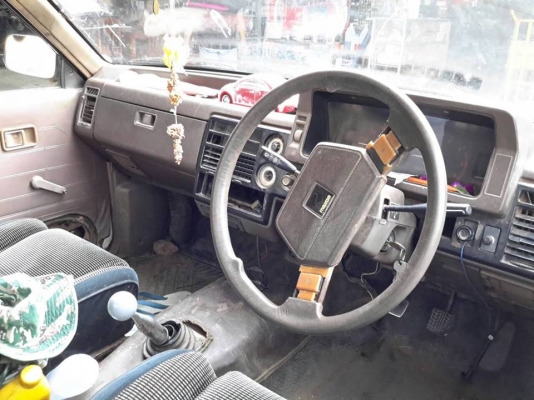 ขายมาสด้า ธันเดอร์ 2500di