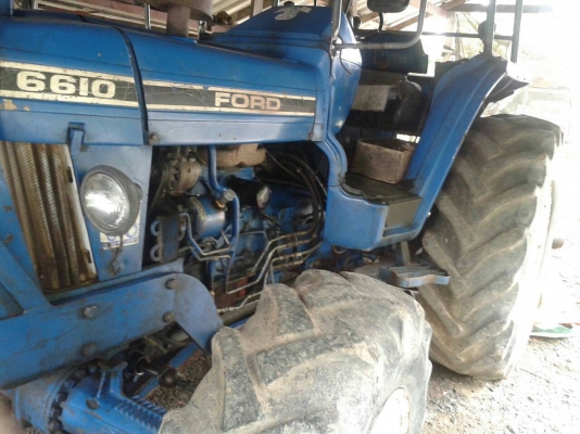 ขายรถไถ FORD 6610 2 เพลา ใบมีดดันหน้า 7 จาน เล่มทะเบียน ราคา 380000