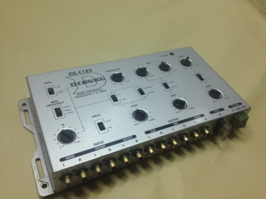 ขายครอส DIESEL รุ่น DS-C123 เข้า 3 ออก 3 สภาพสวย