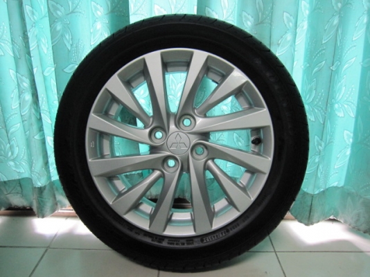 ขายล้อแม็กป้ายแดง Mitsubishi Attrage พร้อมยางขอบ 15 สภาพใหม่ๆ
