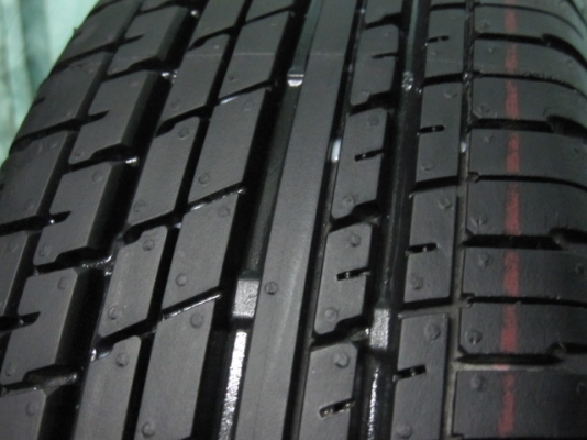 ขายยางติดรถป้ายแดง Bridgestone ขอบ 15 ขนาด 175 65 15 วิ่งมาแค่ 30 โล