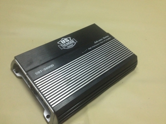 ขายแอมป์ US THUNDER รุ่น UST-5600D Class D ขายถูกๆ1800.-