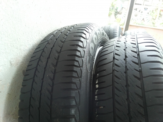 ล้อวีออส ขอบ 15 พร้อมยางปี 2012 ล้อวีออส ขอบ 15 พร้อมยางปี 2012