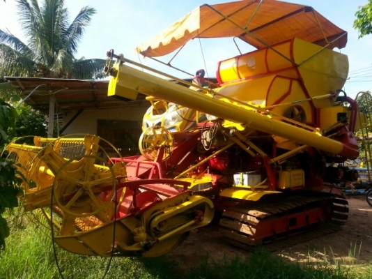 ขายรถเกี่ยวข้าว เกษตรพัฒนา รุ่นปลดหนี้ อุ้ม2.5ตัน เครื่อง6HL TURBO ตัวเดิน10ใหญ่ ปั้ม22 สภาพพร้อมใช้งาน สนใจโทร 090-8588220คุณนะ ID:narong498 หรือ www.truck.in.th/498