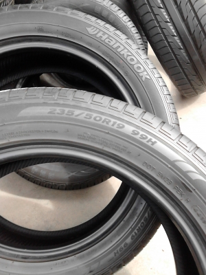 235/50R19 HANKOOK OPTIMO K415  มีคู่  2 เส้น  ปี 2011  TEL.081-427-3941