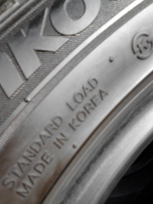 235/50R19 HANKOOK OPTIMO K415  มีคู่  2 เส้น  ปี 2011  TEL.081-427-3941