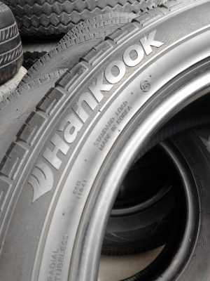 235/50R19 HANKOOK OPTIMO K415  มีคู่  2 เส้น  ปี 2011  TEL.081-427-3941