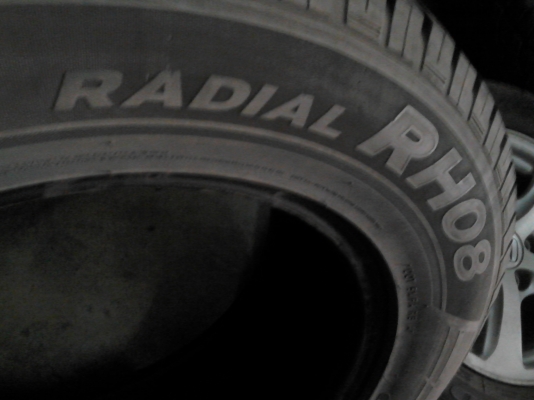265/60R18 AURORA RADIAL RH08 ปี 2012 ชุด 4 เส้น TEL.081-427-3941 265/60R18 AURORA RADIAL RH08 ปี 2012 ชุด 4 เส้น TEL.081-427-3941