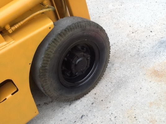 รถยกkomutsu fg20-6 งากระดก ยางตัน ดูประกาศทั้งหมดของเรามีหลายคัยราคาไม่แพงครับ