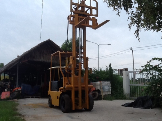 รถยกkomutsu fg20-6 งากระดก ยางตัน ดูประกาศทั้งหมดของเรามีหลายคัยราคาไม่แพงครับ