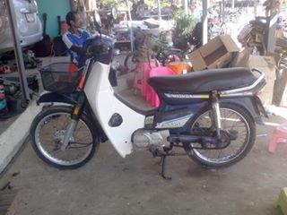 ขายดรีมคุรุเดิมมีทะเบียนโอน8900บาท0897074784พิดโลก