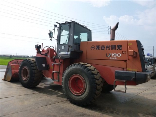 ขายรถตัก Hitachi LX190-7 ขายรถตัก Hitachi LX190-7