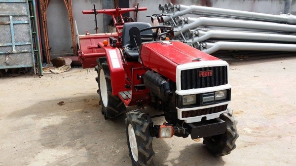 รถไถพรวนดินนั่งขับ YANMAR 15 แรง 2 เพลา 4WD เก่าญี่ปุ่น สภาพพร้อมใช้งาน เครื่องยนต์แรงและติดง่าย คุณภาพดี รถไถพรวนดินนั่งขับ YANMAR 15 แรง 2 เพลา 4WD เก่าญี่ปุ่น สภาพพร้อมใช้งาน เครื่องยนต์แรงและติดง่าย คุณภาพดี