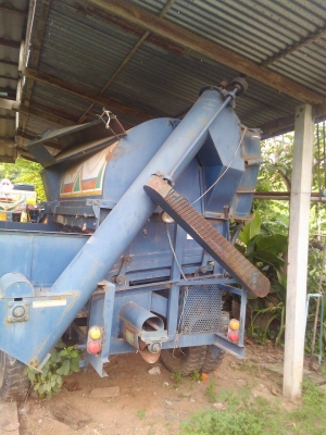 ขายเครื่องสีข้าวหกฟุตเกษตรพัฒนาจัมโบ้สภาพเหมือนใหม่ซื้อปี53ราคา200000 ขายถูกๆ75,000 บาท
