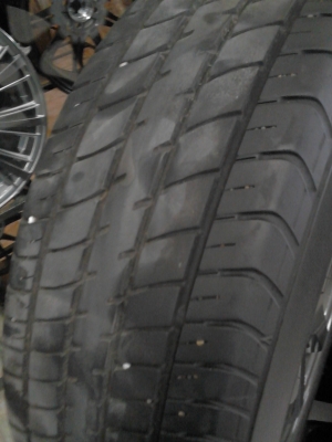 แม๊กพร้อมยาง 185/60R15 DUNLOP SP SPORT 2030  ปีสวยๆ 2012 ขายชุด 4 ล้อ TEL.081-427-3941