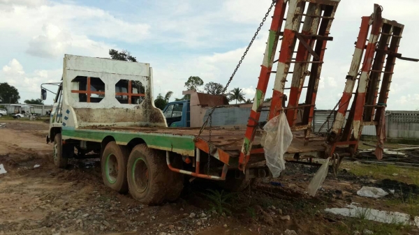 ISUZU JCM165 แรง หางปลาพับได้ไฮดรอลิค ขึ้นรถเกี่ยวข้าว ภาษีเต็ม