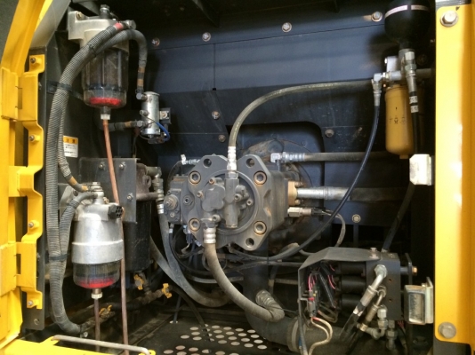 Sumitomo SH200-5 ปี 2010 4xxx ชม. นำเข้าจากญี่ปุ่น สภาพดี