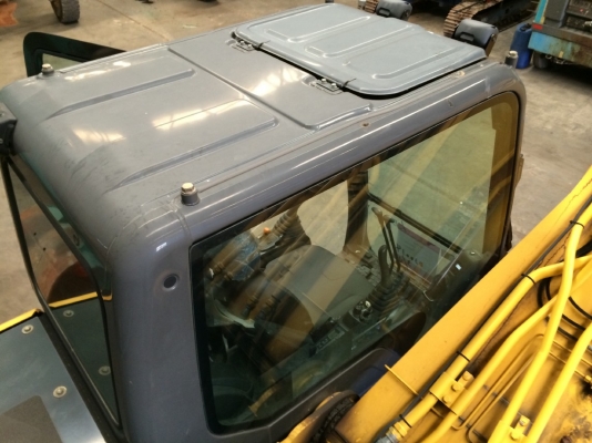 Sumitomo SH200-5 ปี 2010 4xxx ชม. นำเข้าจากญี่ปุ่น สภาพดี