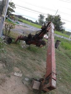 ขายเครน 2.5 ตัน สองปลอก พร้อมใช้งาน