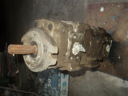 ปั้มรถขุดเล็ก ปั้มรถขุดเล็ก