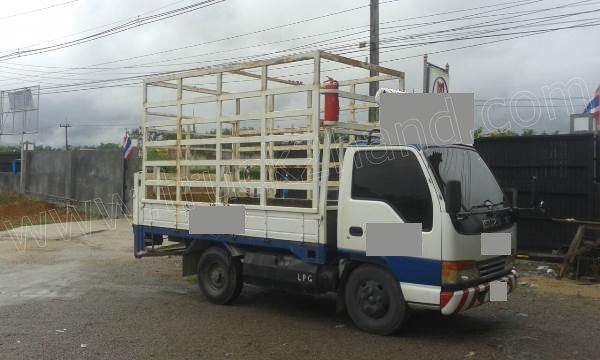 รถกระบะ 4 ล้อใหญ่ใช้เชื้อเพลิง แก๊ซLPG  ISUZU รุ่น NKR
