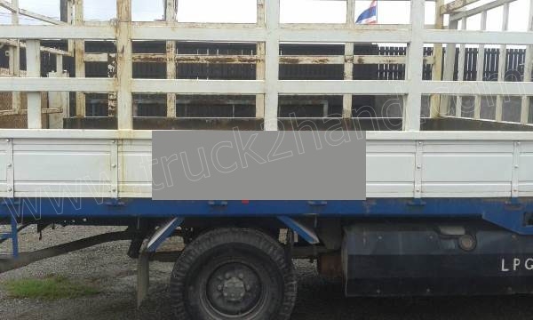 รถกระบะ 4 ล้อใหญ่ใช้เชื้อเพลิง แก๊ซLPG  ISUZU รุ่น NKR