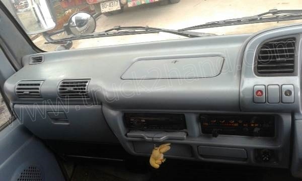 รถกระบะ 4 ล้อใหญ่ใช้เชื้อเพลิง แก๊ซLPG  ISUZU รุ่น NKR