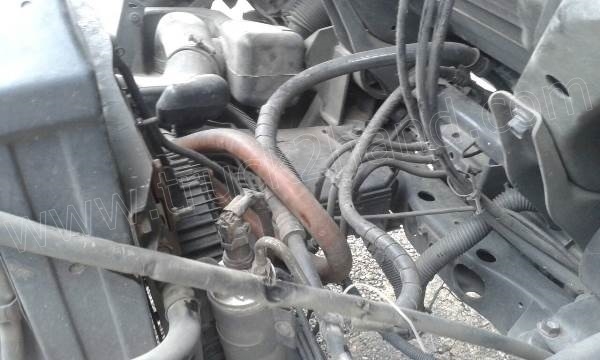 รถกระบะ 4 ล้อใหญ่ใช้เชื้อเพลิง แก๊ซLPG  ISUZU รุ่น NKR