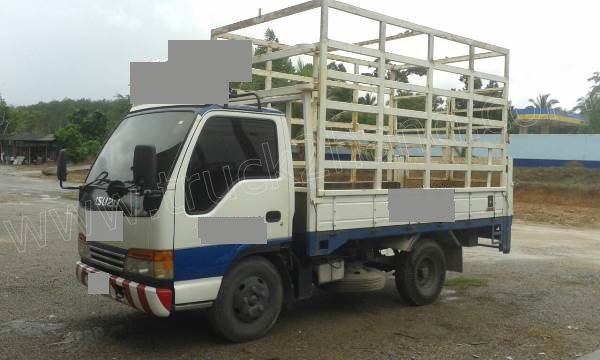 รถกระบะ 4 ล้อใหญ่ใช้เชื้อเพลิง แก๊ซLPG  ISUZU รุ่น NKR