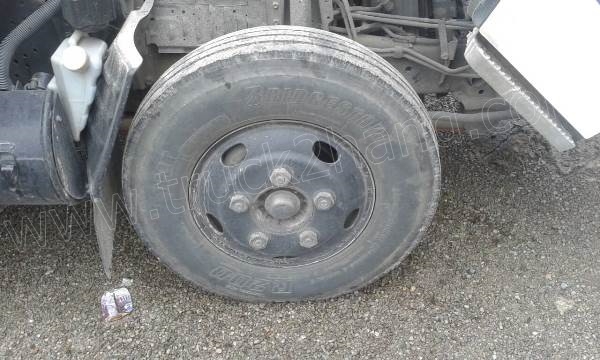 รถกระบะ 4 ล้อใหญ่ใช้เชื้อเพลิง แก๊ซLPG  ISUZU รุ่น NKR