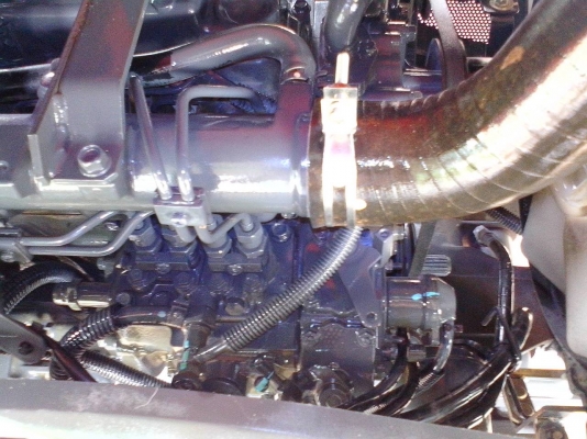 ขายรถไถคูโบต้า  KUBOTA     L4708 (4WD)  พร้อมติดตั้งใบมีดดันหน้าใหม่