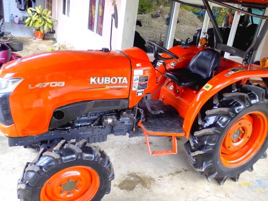ขายรถไถคูโบต้า  KUBOTA     L4708 (4WD)  พร้อมติดตั้งใบมีดดันหน้าใหม่