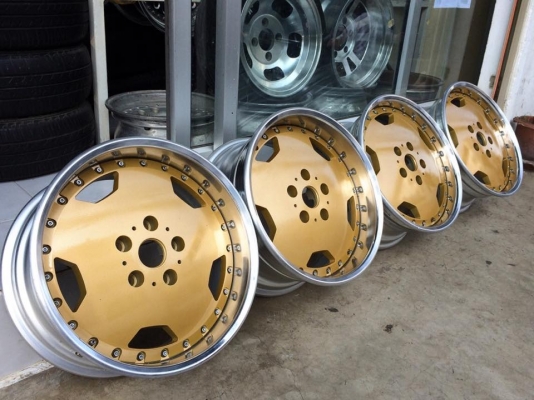 ขายล้อ SSR ขอบ 16 หน้า7 หลัง8 5/114.3 ประมูลจากญี่ปุ่นครับ