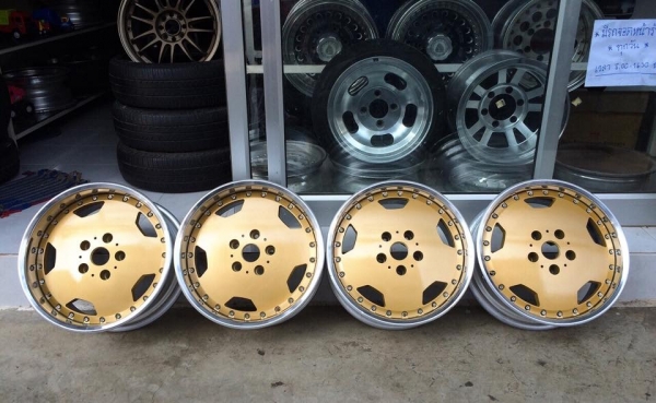 ขายล้อ SSR ขอบ 16 หน้า7 หลัง8 5/114.3 ประมูลจากญี่ปุ่นครับ