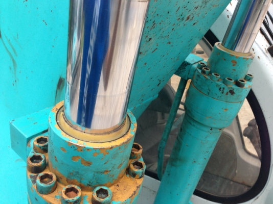 รถแบคโฮ KOBELCO SK120-2 มาร์คไฟว์ สวยเดิม จากญี่ปุ่น รถแบคโฮ KOBELCO SK120-2 มาร์คไฟว์ สวยเดิม จากญี่ปุ่น