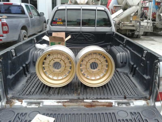 ขายล้อ15x8.5        6รู139       1คู่