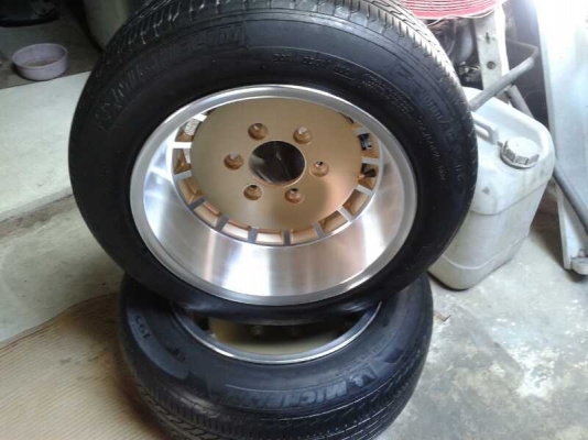 ขายล้อ15x8.5        6รู139       1คู่