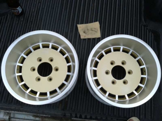ขายล้อ15x8.5        6รู139       1คู่