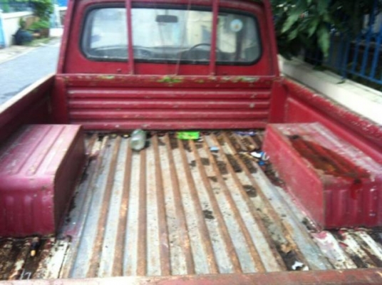 ขายกระบะ 4 ขอ Isuzu หน้าเบ็นซ์ ขายกระบะ 4 ขอ Isuzu หน้าเบ็นซ์