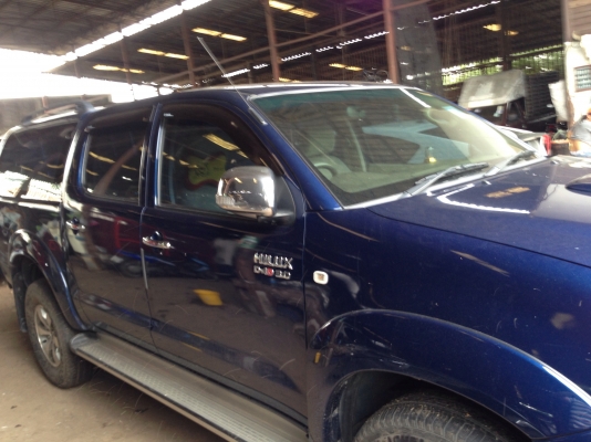 ขาย โตโยต้า วีโก้ 4 ประตู ปี 2550 เครื่อง 3000 ภาษี ปีละ 1600 บาท