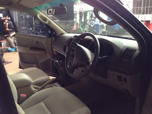 ขาย โตโยต้า วีโก้ 4 ประตู ปี 2550 เครื่อง 3000 ภาษี ปีละ 1600 บาท