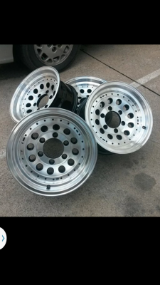 แม็กพร้อมยางลายหยดน้ำขอบ15"6รู กว้าง7"ออฟ-14สวยๆ ไม่มีรอยแม้แต่นิด ยาง265/70/15สวยๆครับดอกเต็มๆ