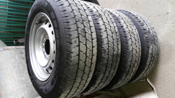 ยาง+กะทะ215.70.15.ผึ่ึ่งออกรถวันที่3.10.57ตอนบ่ายใหม่กิ๊ก