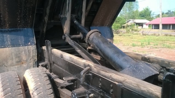 ขาย 6 ล้อหัวยาวดั้ม คัสซีสวยตลอดเส้น เครื่อง HO6C 180 แรงม้า เกียร์ HO เฟืองท้าย FUSO พวงมาลัยพาวเวอร์ ยางเต็ม ทะเบียนเต็มพร้อมโอน ราคาต่อรองได้ครับ ขาย 6 ล้อหัวยาวดั้ม คัสซีสวยตลอดเส้น เครื่อง HO6C 180 แรงม้า เกียร์ HO เฟืองท้าย FUSO พวงมาลัยพาวเวอร์ ยางเต็ม ทะเบียนเต็มพร้อมโอน ราคาต่อรองได้ครับ